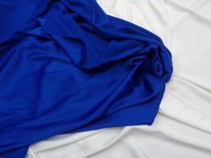 Ρασμίρ-αλπακάς 'Elegance' royal blue