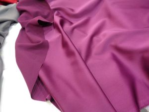 Ρασμίρ-αλπακάς 'Elegance' purple-rose