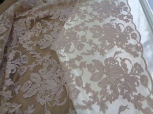 Δαντέλα γκυπούρ πολυτελείας 'Farfalla' beige