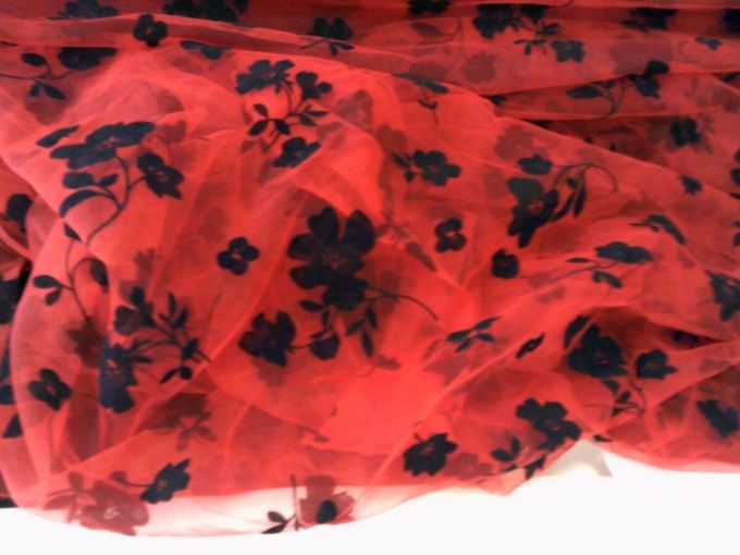 Ελαστικό τούλι 'Velvet flowers'